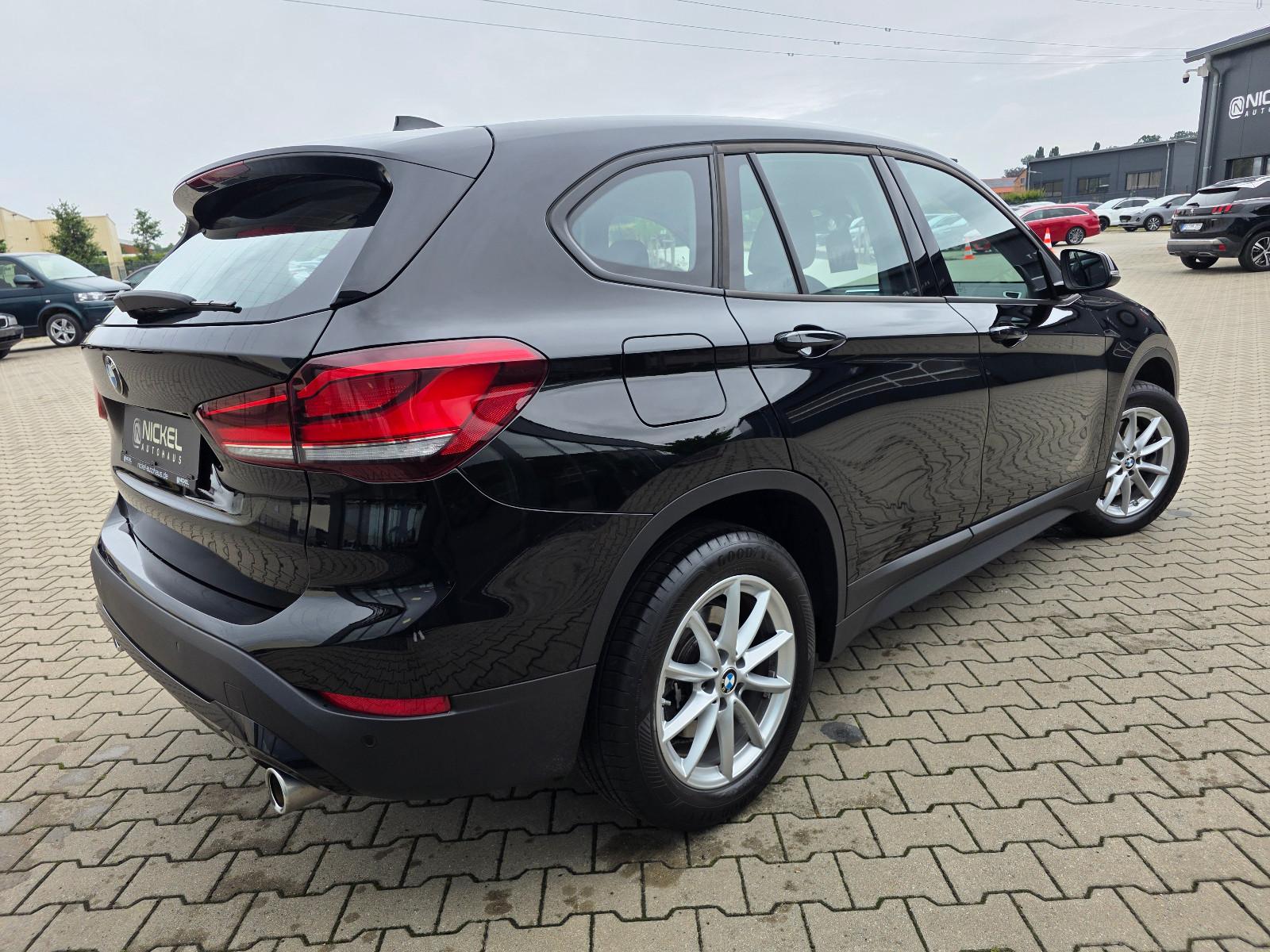 BMW X1 xDrive 20 d Advantage, миниатюра 4