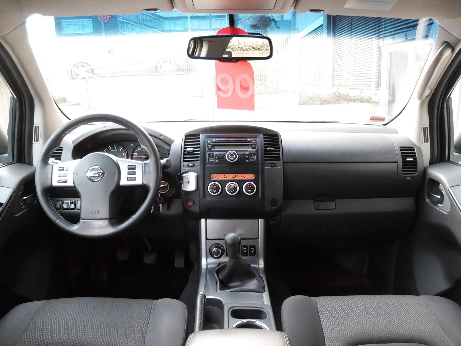 Nissan Navara Double Cab LE 2.5 dCi 190 ch BVM 4x4 / 1ère main / Blocage différentiel / Sièges chauffants / Attelage