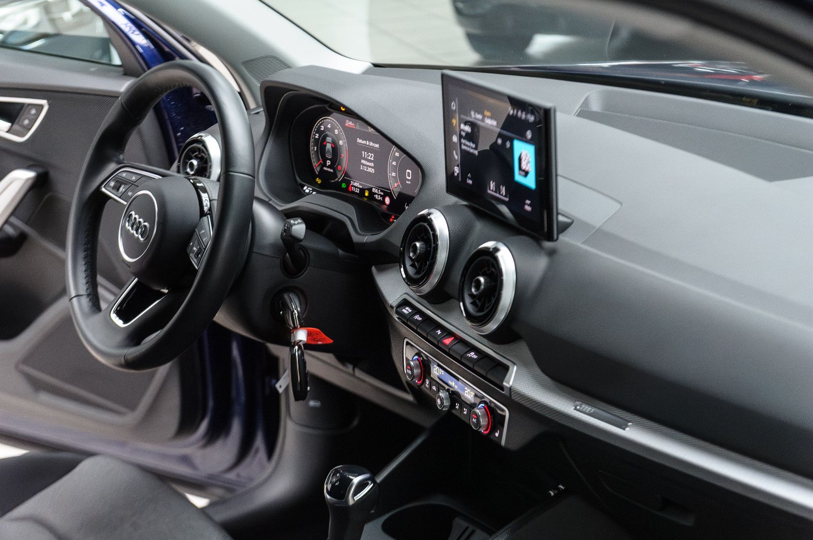 Fahrzeugabbildung Audi Q2 35 TFSI S line 1.5 S-Tronic LED+KAM+VIRTUAL