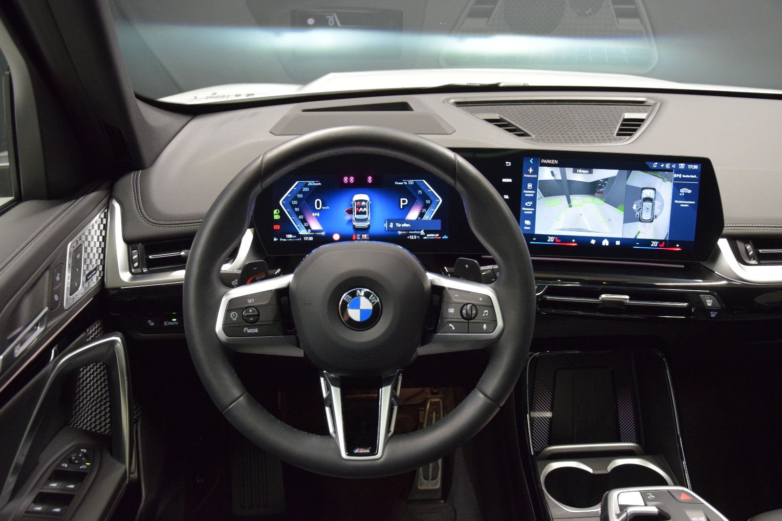 Fahrzeugabbildung BMW X1 20d xDrive M Sport Pano HuD ACC h/k Memory