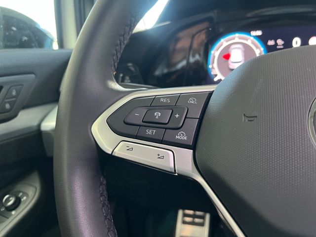 Fahrzeugabbildung Volkswagen Golf 1.5 TSI GOAL AHK NAVI LED-PLUS
