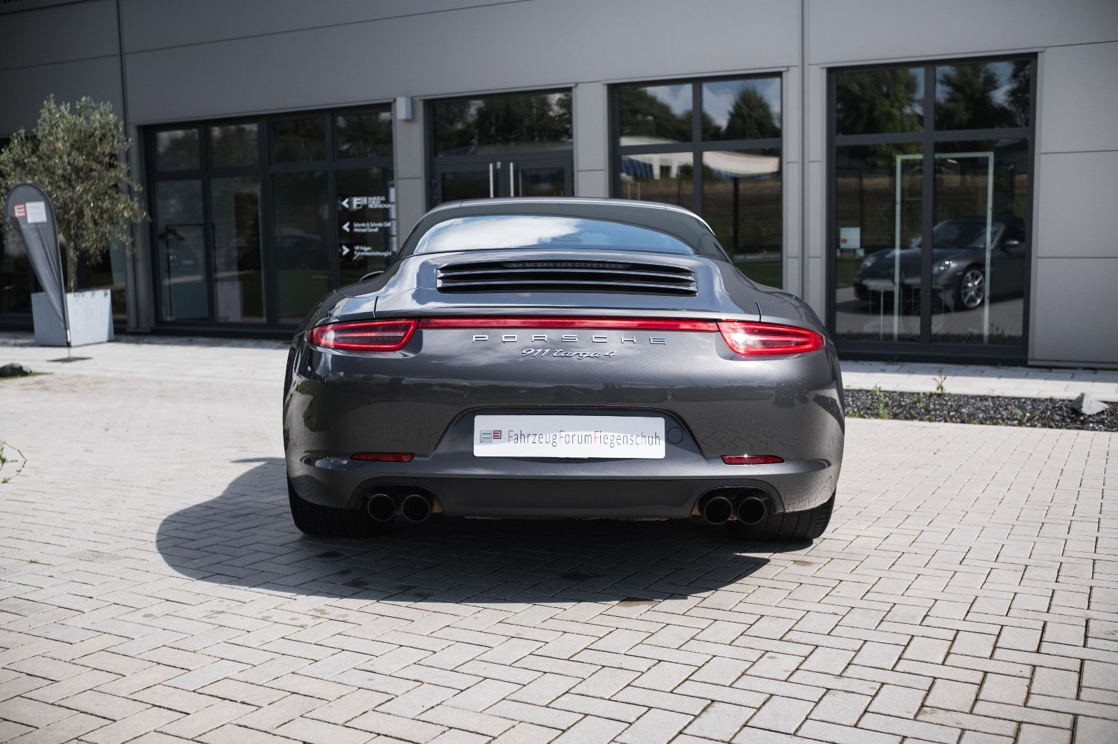 Fahrzeugabbildung Porsche 991/911 Targa 4 PDLS+, Sitzbel., Sportabgas,