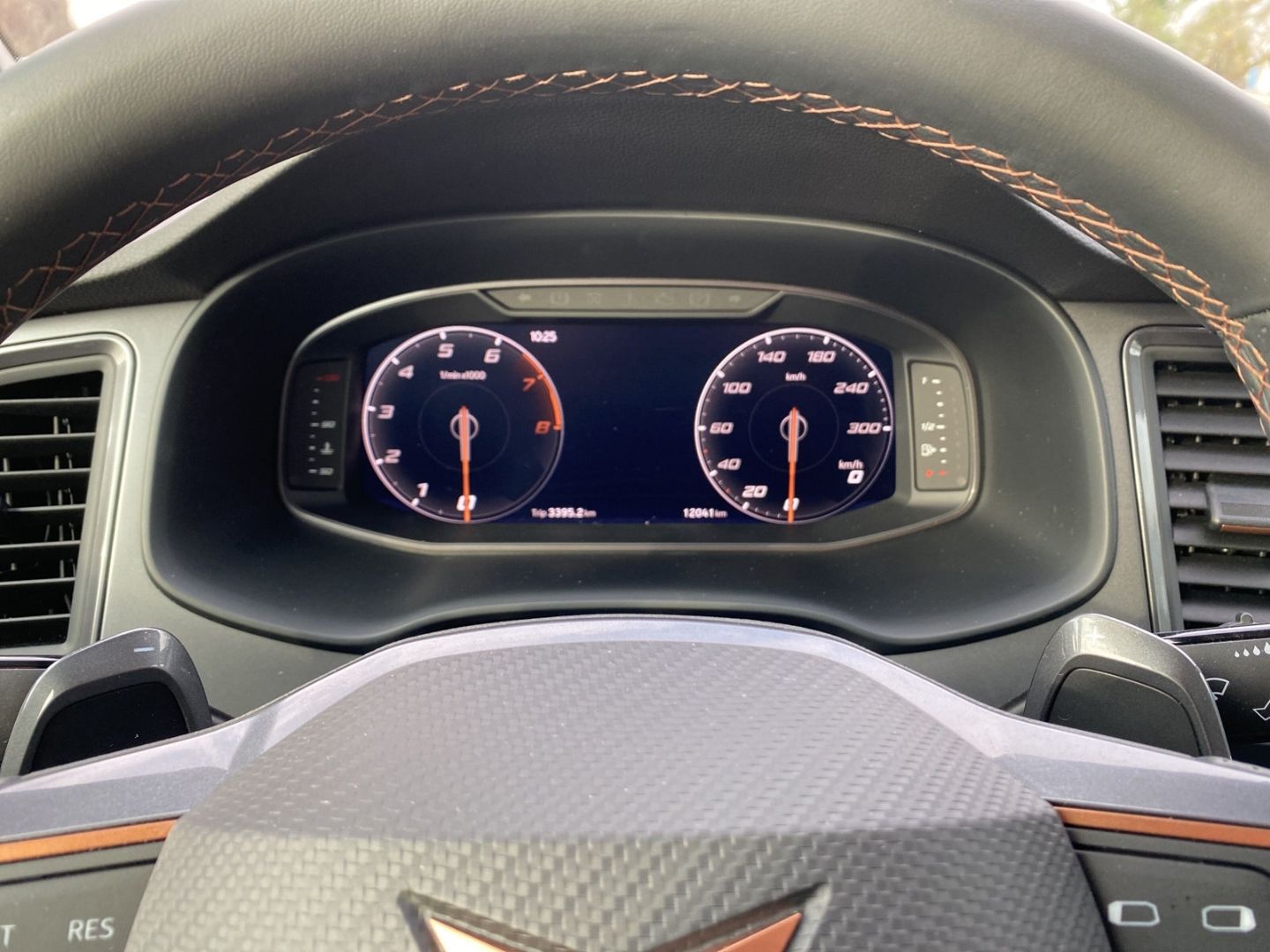 Fahrzeugabbildung CUPRA Ateca VZ 4Drive 2.0 TSI EU6d *AHK *Navi * Memory