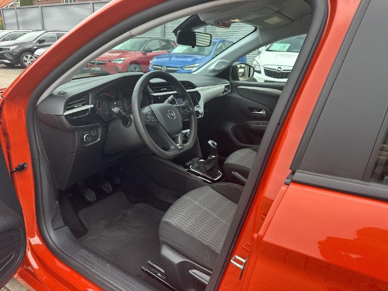Fahrzeugabbildung Opel Corsa F Basis