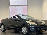 Peugeot 207 Cabriolet Premium - Peugeot 207 mit Benzin-Antrieb: Coupé