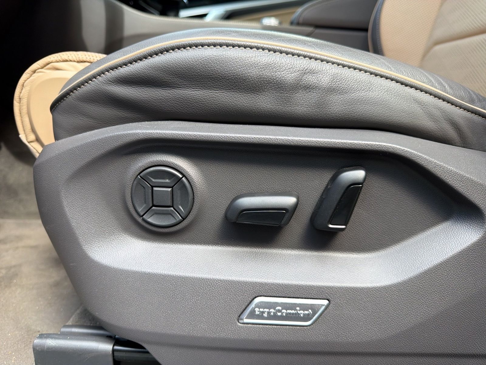Volkswagen Touareg - Bild 19