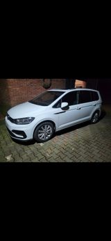 Volkswagen Touran 2.0 TDI SCR 140kW DSG Highline R-Line - Volkswagen Touran: 140 TDI