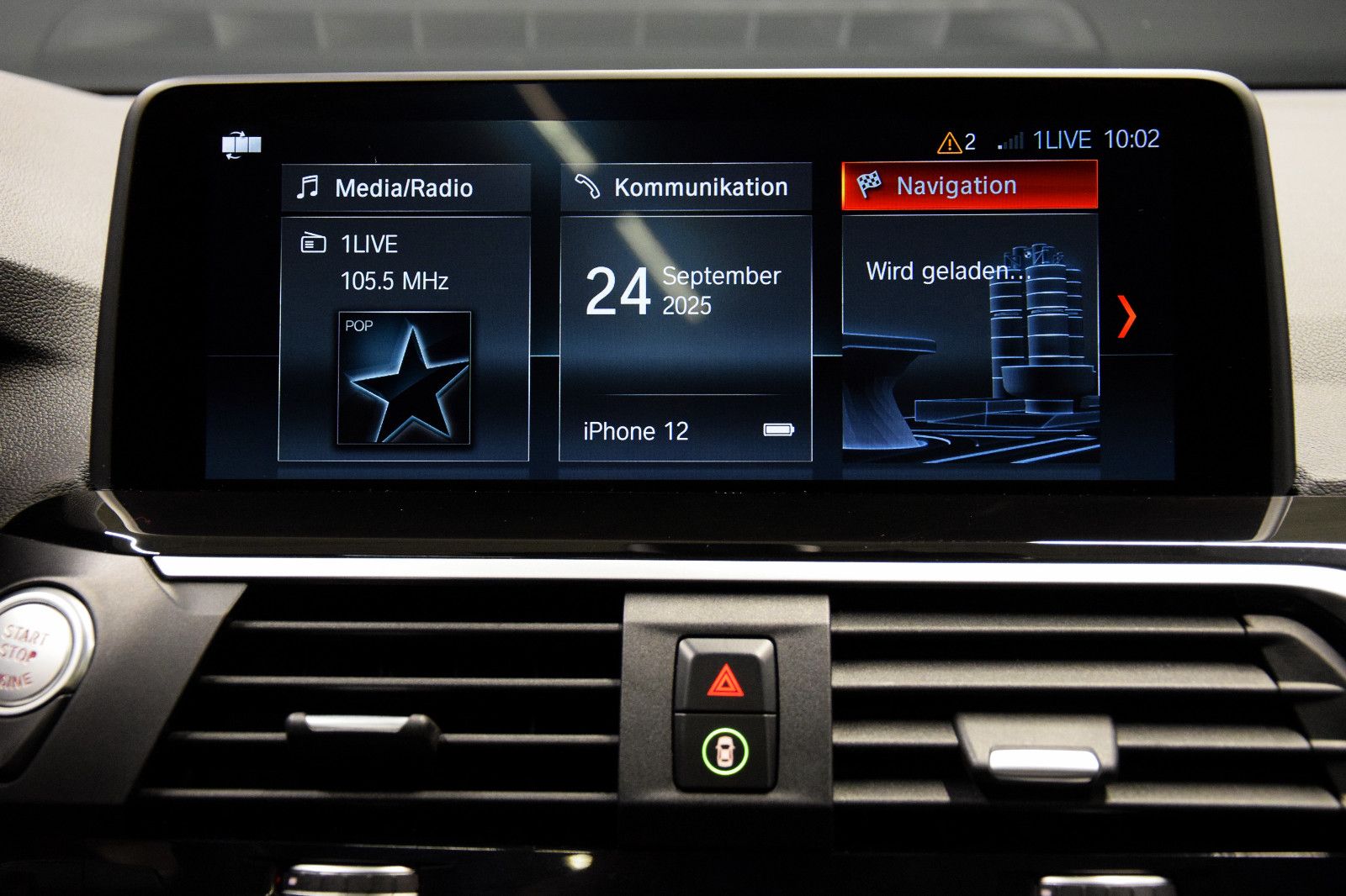 Fahrzeugabbildung BMW X3 xDrive 20 d xLine HuD Pano Memory h/k ACC