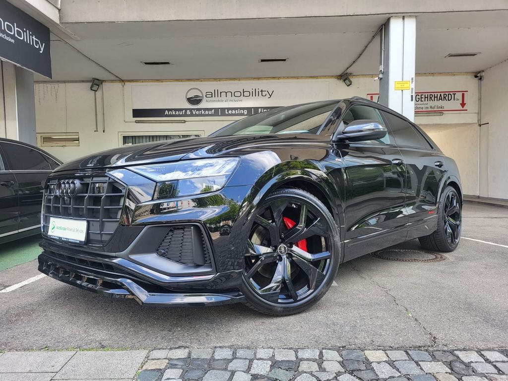 Image of Audi Q8