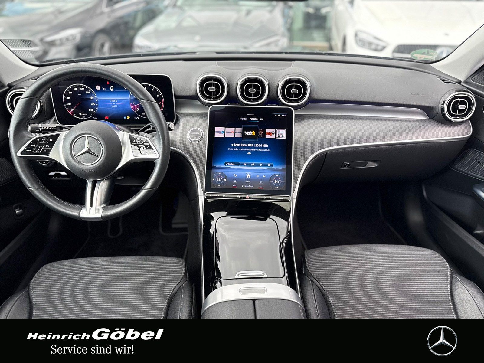 Fahrzeugabbildung Mercedes-Benz C 180 T Avantgarde*PANO*TOTWINKEL*LED*KAMERA*