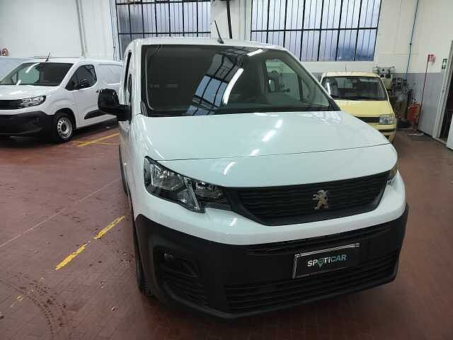 Peugeot e-Partner elettrico 136 CV PL Furgone Pr