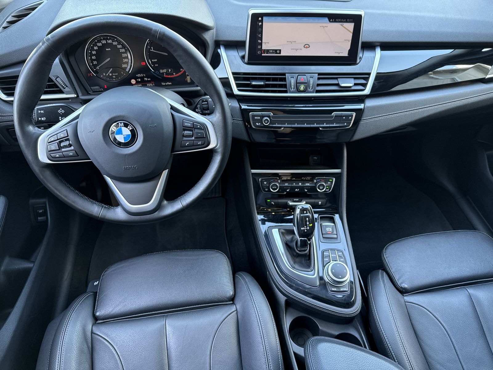 Fahrzeugabbildung BMW 220d Gran Tourer xD Sport-Line 7-Sitzer NAV+PANO
