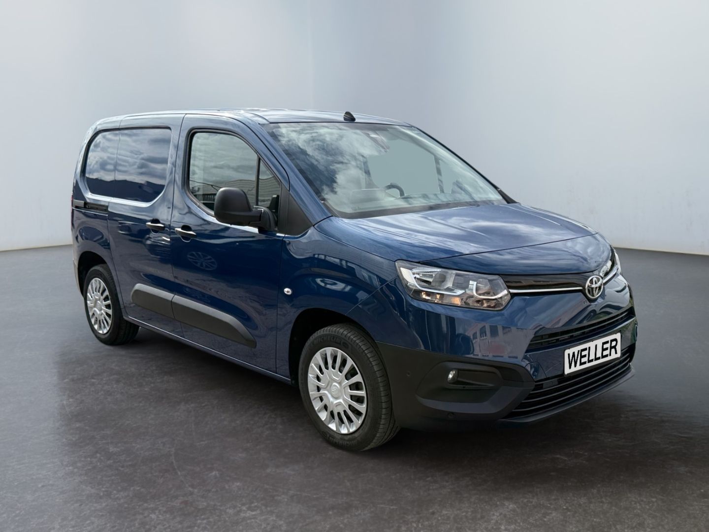 Toyota Proace City 1.5 D-4D L1 Meister *CarPlay*PDC*DAB imagem 3