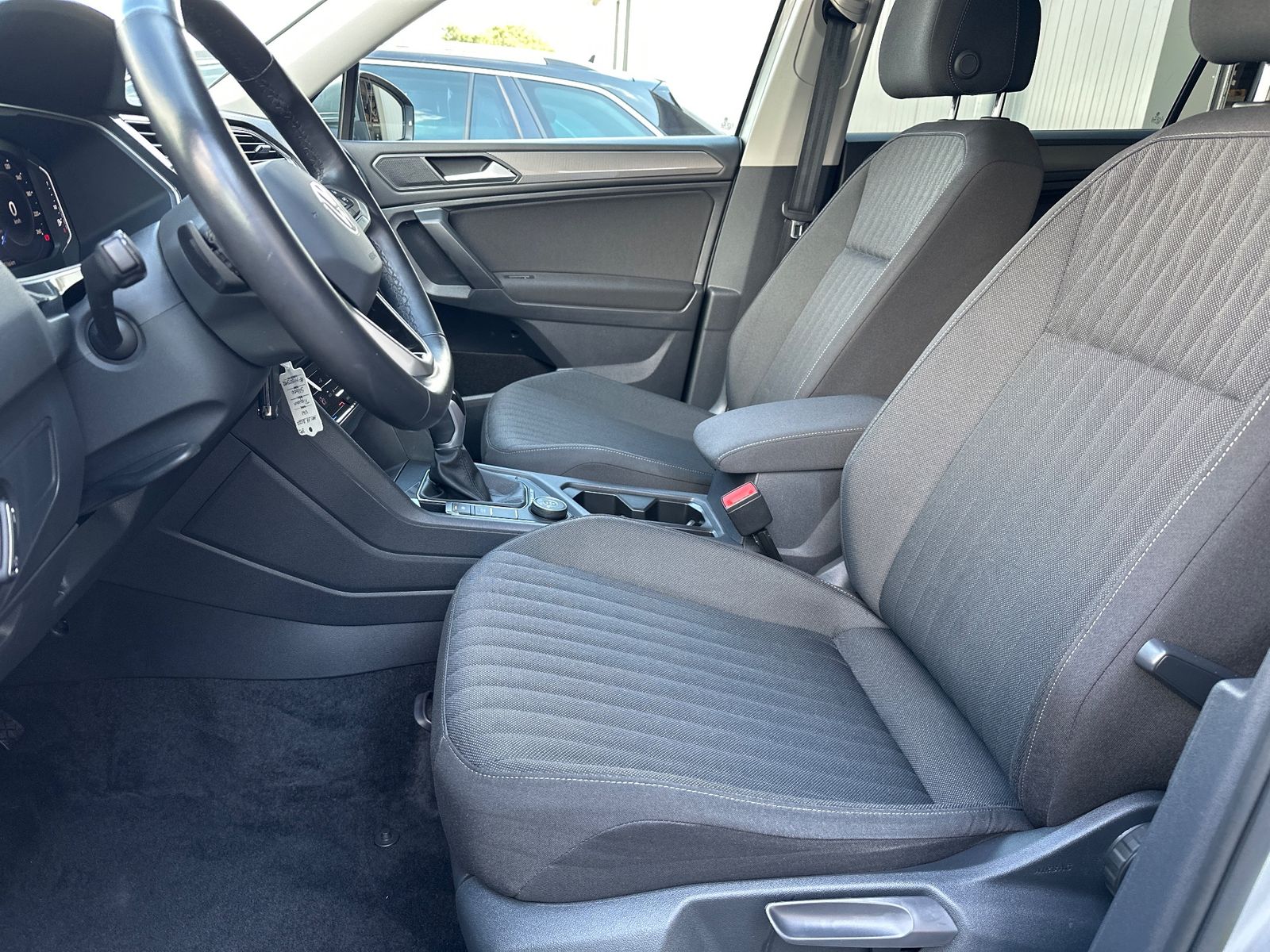Fahrzeugabbildung Volkswagen Tiguan Allspace Life 4M NAV+LED+AHK+18ZO+ACC+PLA
