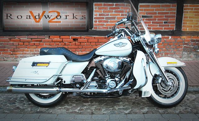 Harley-Davidson Road King FLHT 100 Jahre Edition