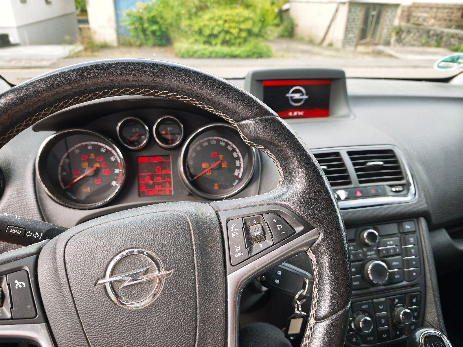 Opel Meriva 2015 — photo 7