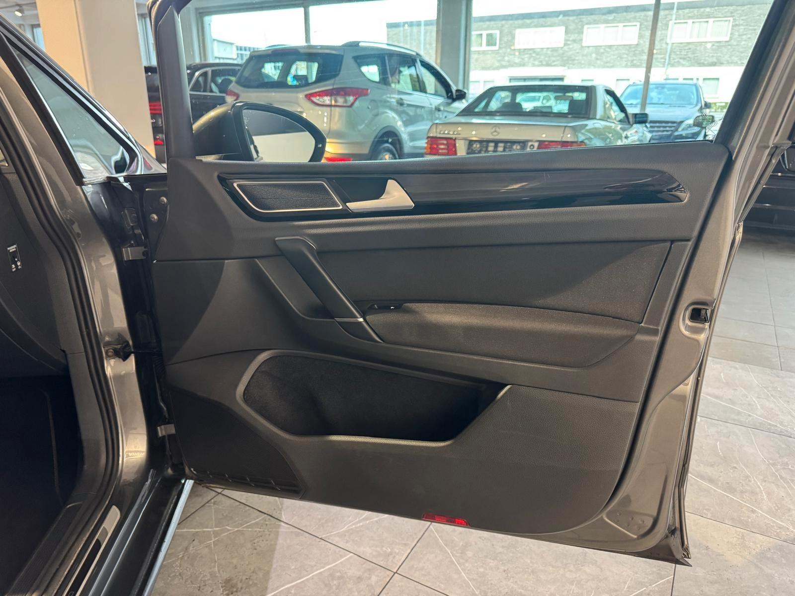 Volkswagen Golf Sportsvan VII Sound BMT*Navi*AHK