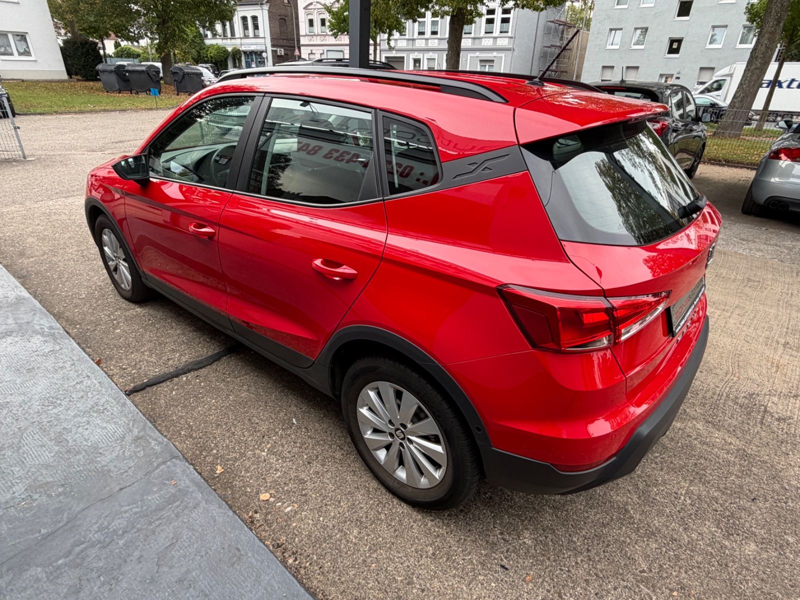 Fahrzeugabbildung SEAT Arona Style Automatik+NaviZB+1.Hand+Klima+Allw.