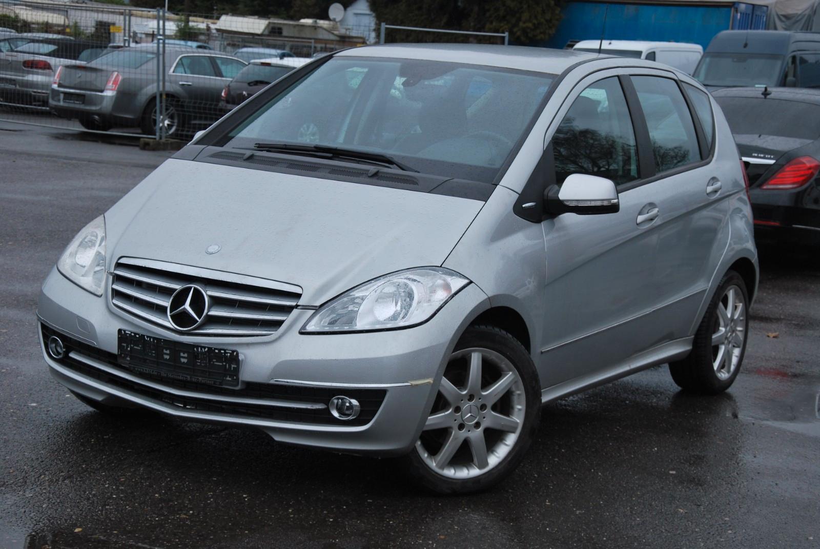 Mercedes-Benz A 170 AUTOM Leder/ KLIMA/ 1HAND/Neu HU+AU/PDC