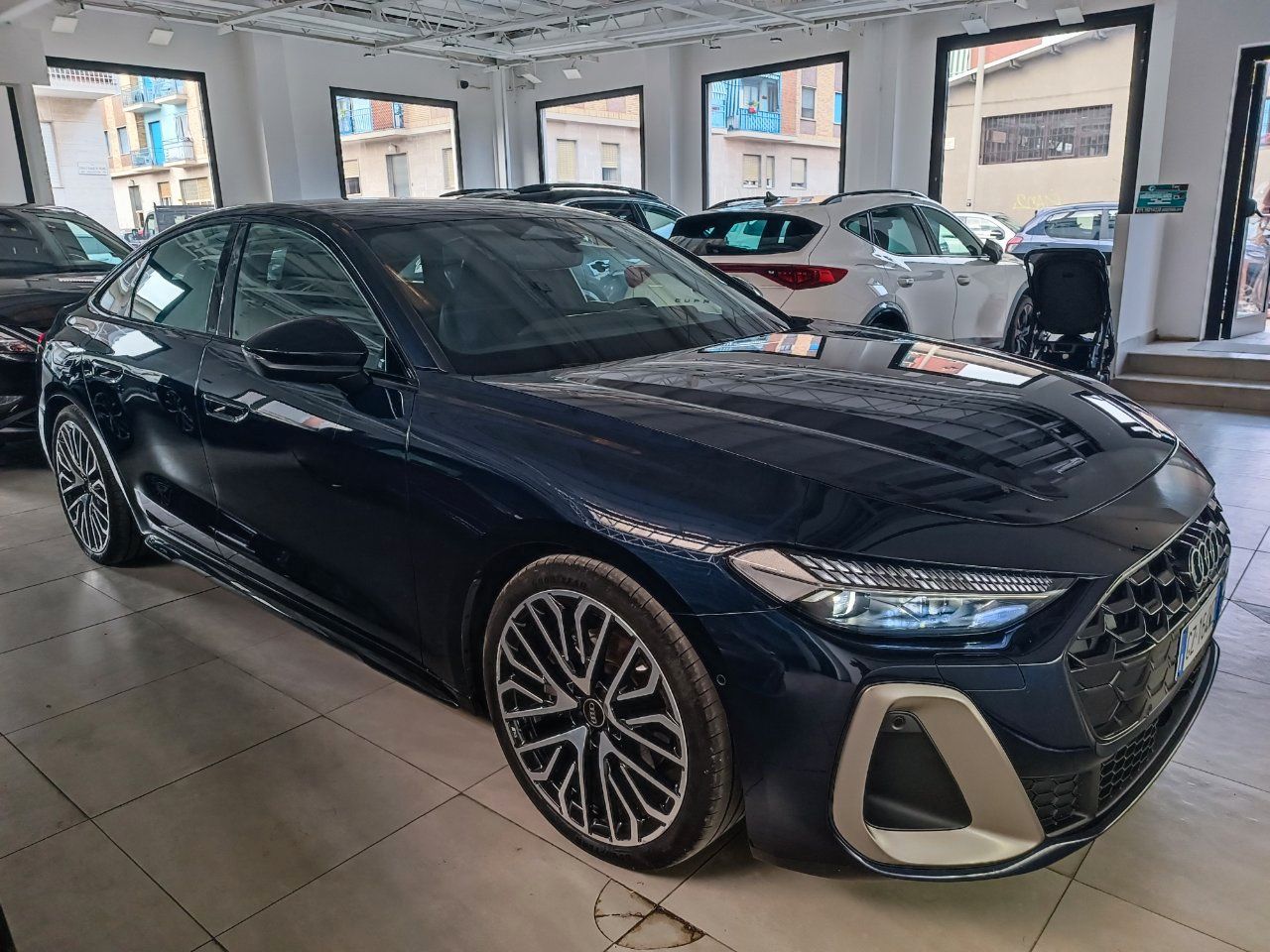 Audi A5 2.0 tdi mhevquattro 204cv s-tronic imagem 2