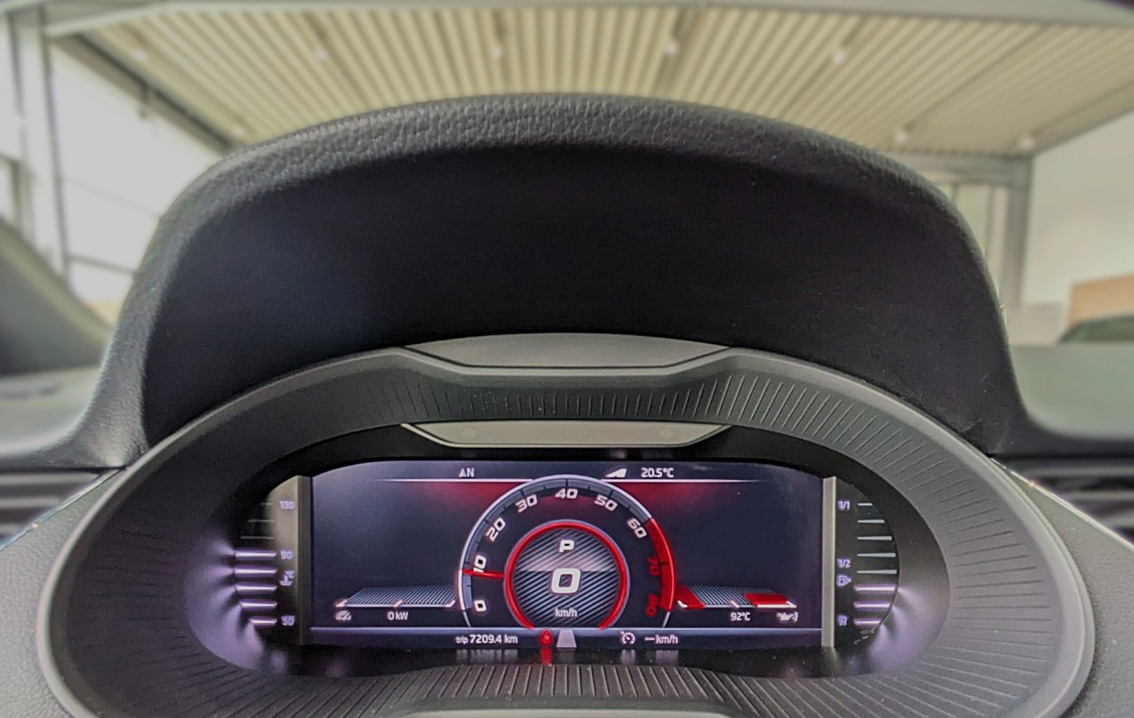 Fahrzeugabbildung SKODA Octavia RS DSG PANO ACC LED VIRTUAL CAM CARPLAY