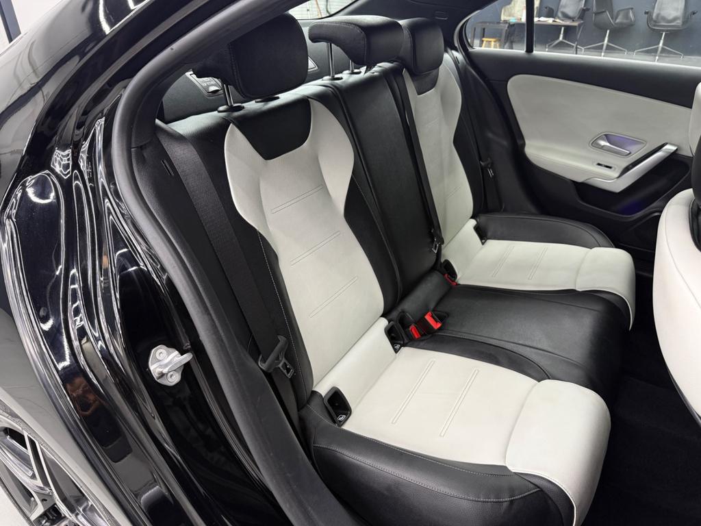Mercedes-Benz A 180d AMG Limousine, Foto 40 von 50