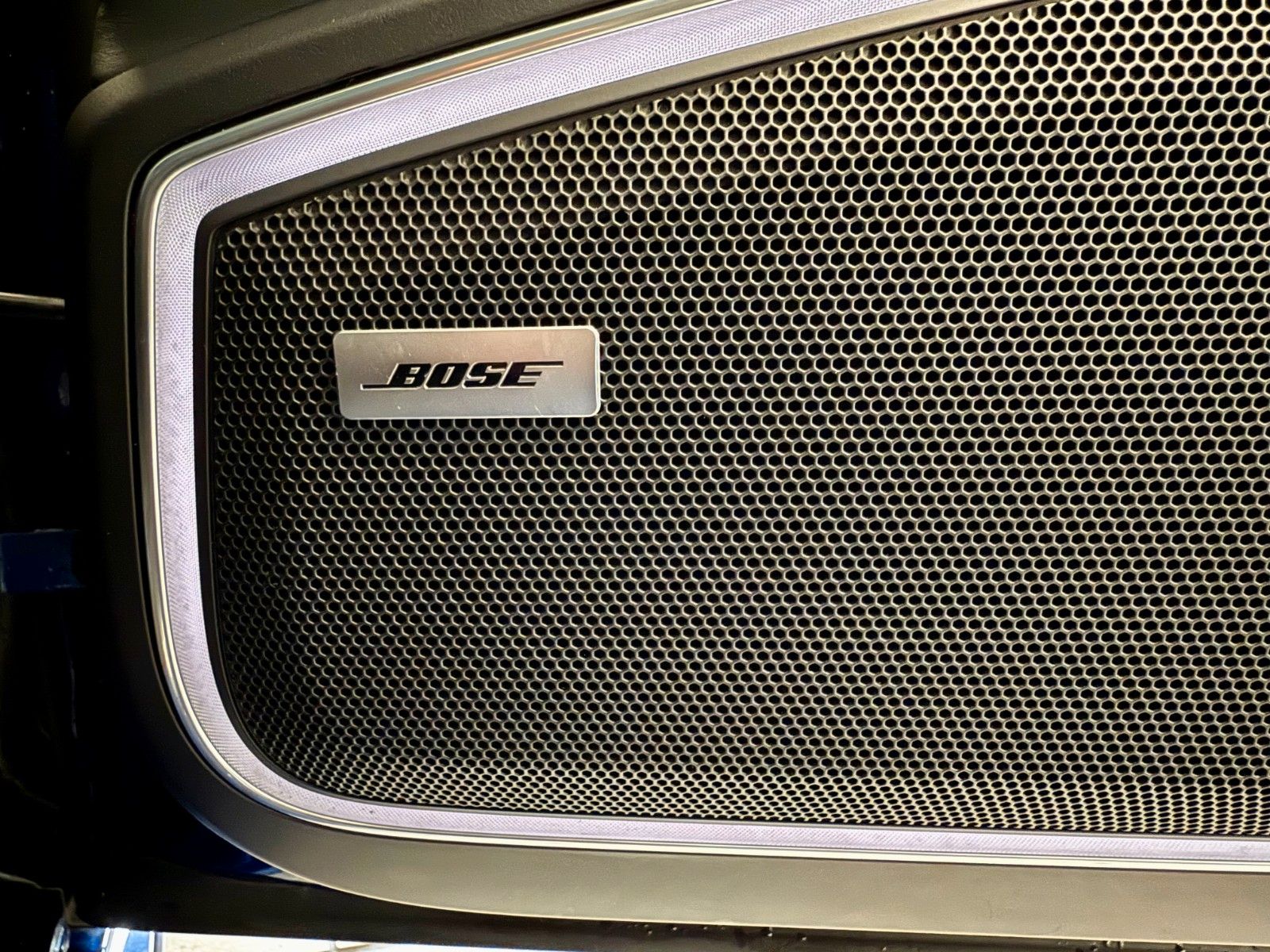 Fahrzeugabbildung Porsche Panamera 4 E-Hybrid Platinum Edition HeadUP/ACC