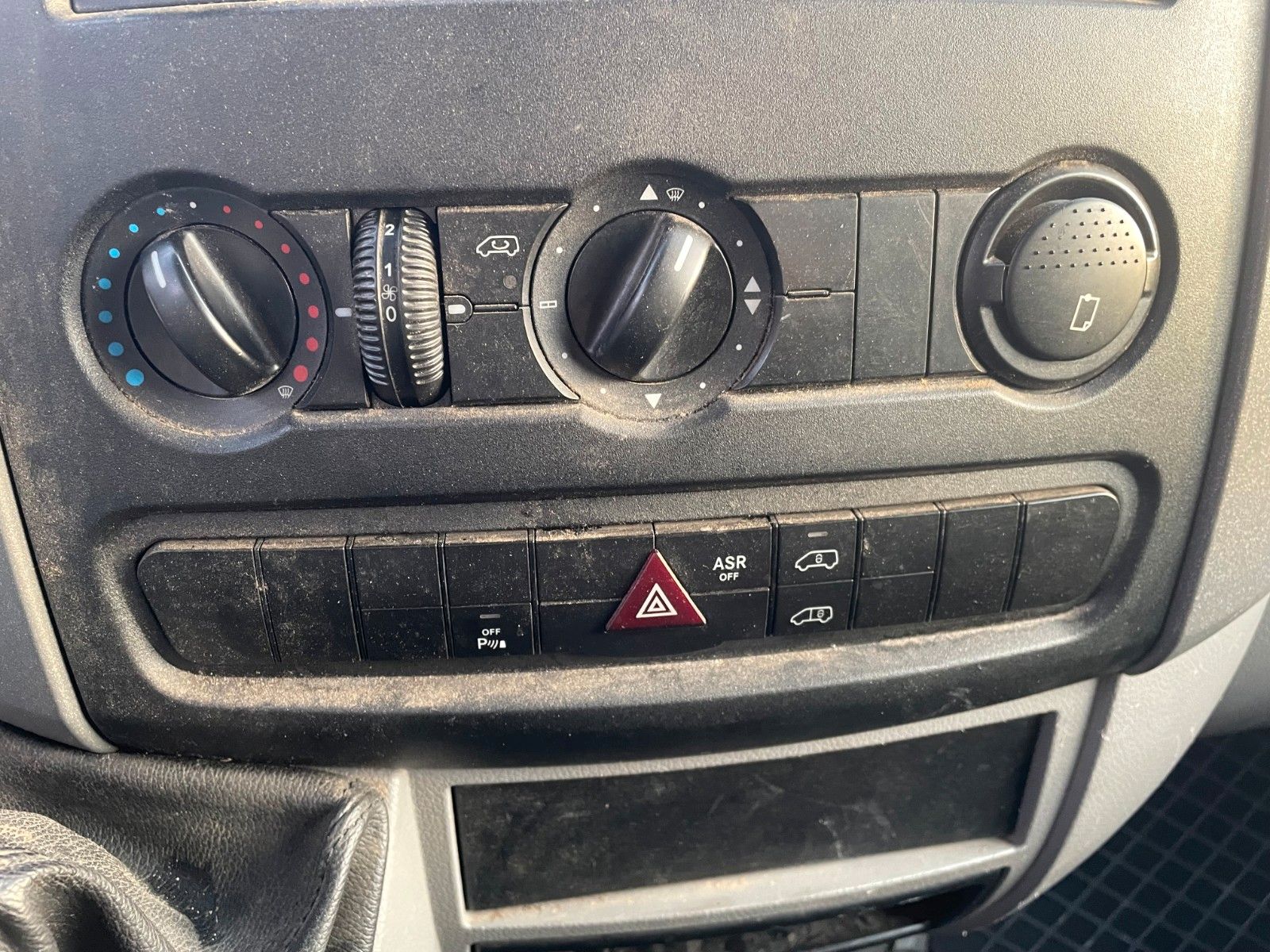 Fahrzeugabbildung Mercedes-Benz Sprinter 316 CDI Maxi Superhochdach AHK