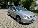 Peugeot 307 1.4  aus der 2te Hand mit neue... - Peugeot 307 in Bochum