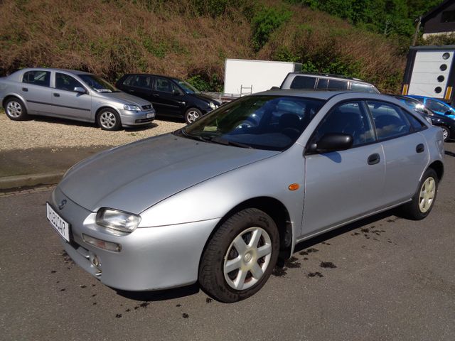 Mazda 323 F