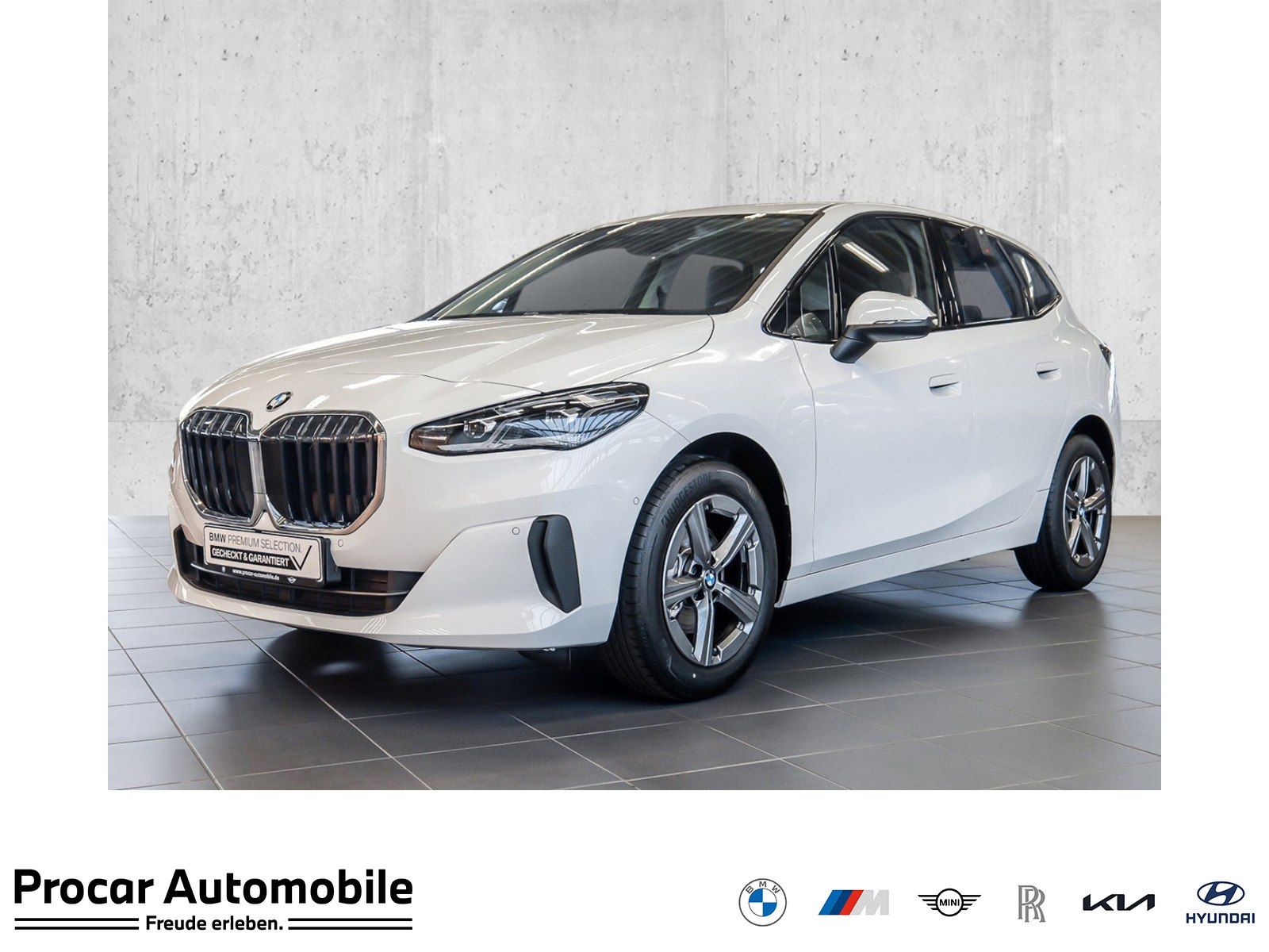BMW 220d NAVI LED PDC V+H RFK AHK DAB