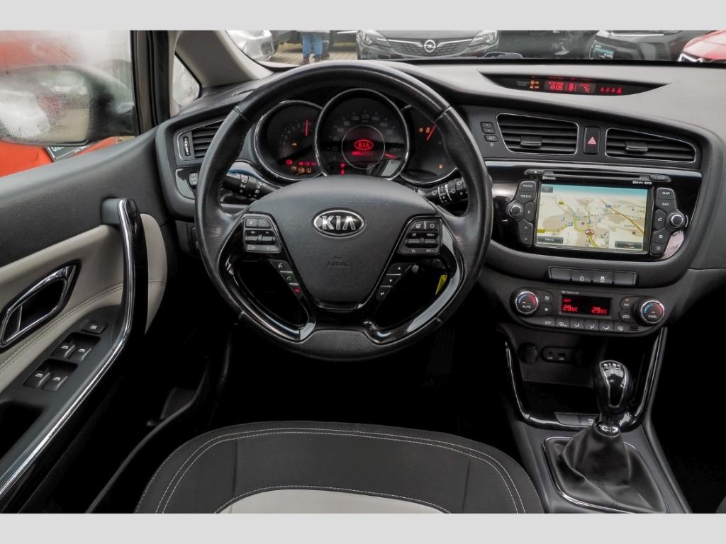 Kia Ceed_sw Vision RückKam 2-Zonen-Klima Navi SHZ