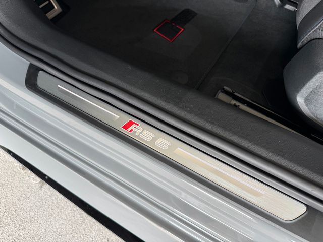 Audi RS6 Performance Keramik/GT-Sitze/Pano/Prod.25