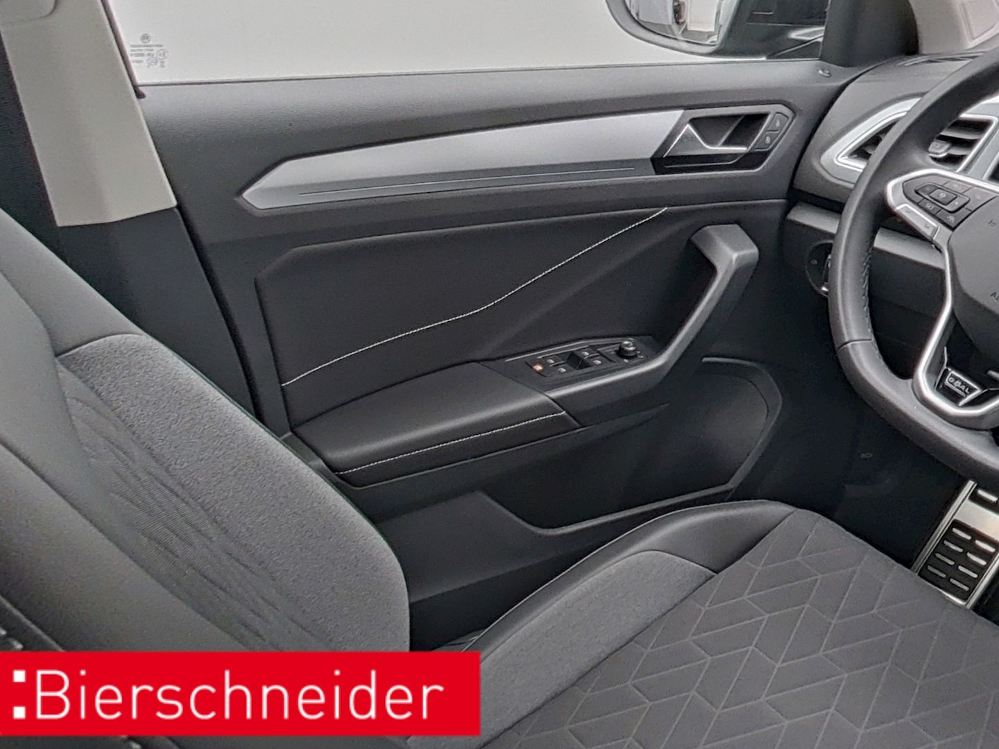Volkswagen T-Roc - Bild 14