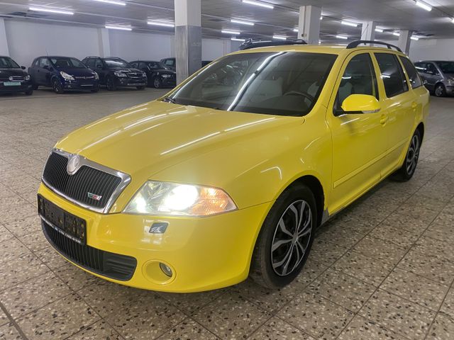 Skoda Octavia Combi RS 2.0 Xenon Leder SHZ TÜV