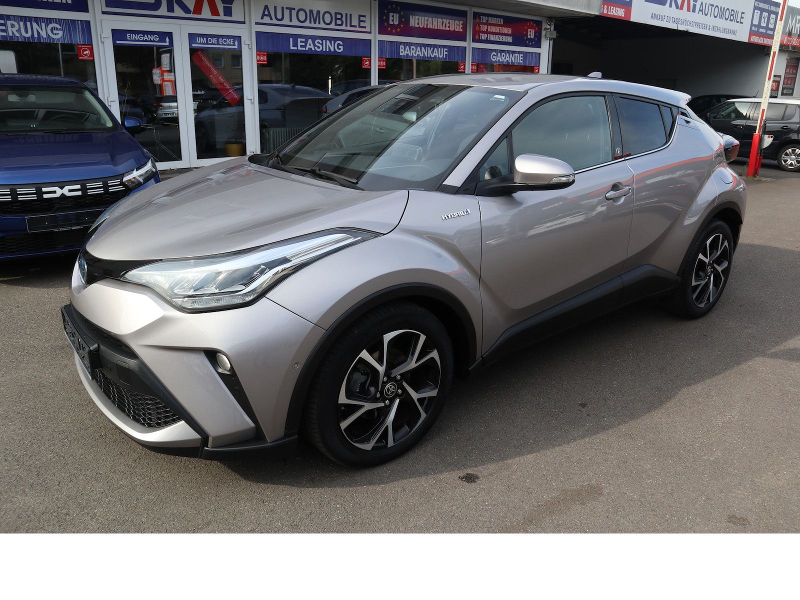 Fahrzeugabbildung Toyota C-HR Hybrid Team D Totwink/SHZ/Scheckheftgepfleg