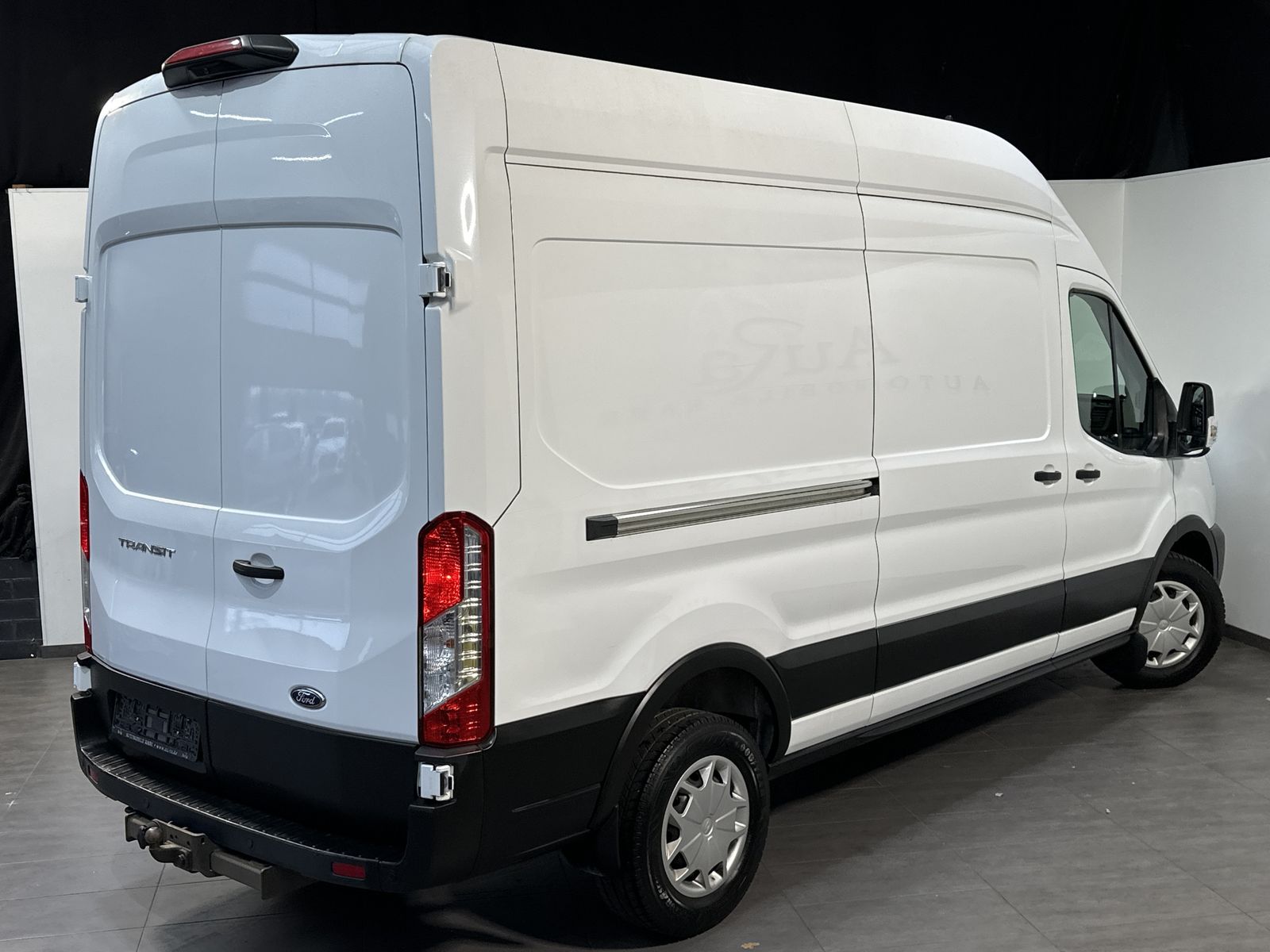Fahrzeugabbildung Ford Transit Custom 330 L3H2 2.0 TDCi KAMERA+SHZ+AHK+
