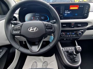 Hyundai i10 1.2 Prime (79PS) Dachlackierung