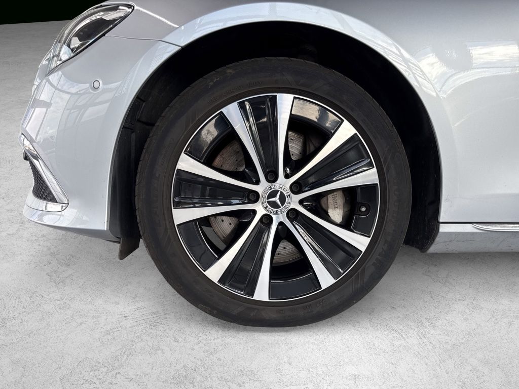 Mercedes-Benz E 300 de 4MATIC T-Modell PANO AHK DISTR+ 360 imagem 3