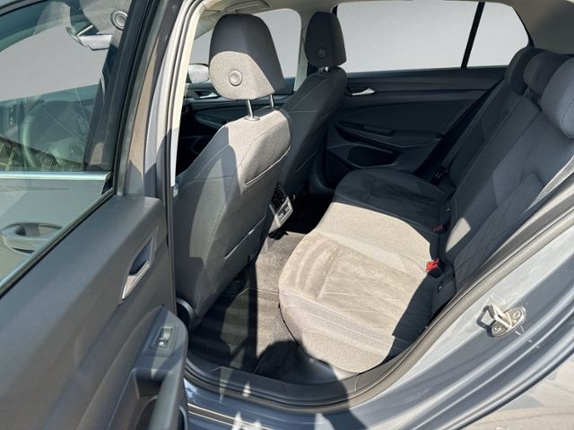 Golf VIII 2.0 TDI DSG Style STANDHZ+LED+NAVI+RFK