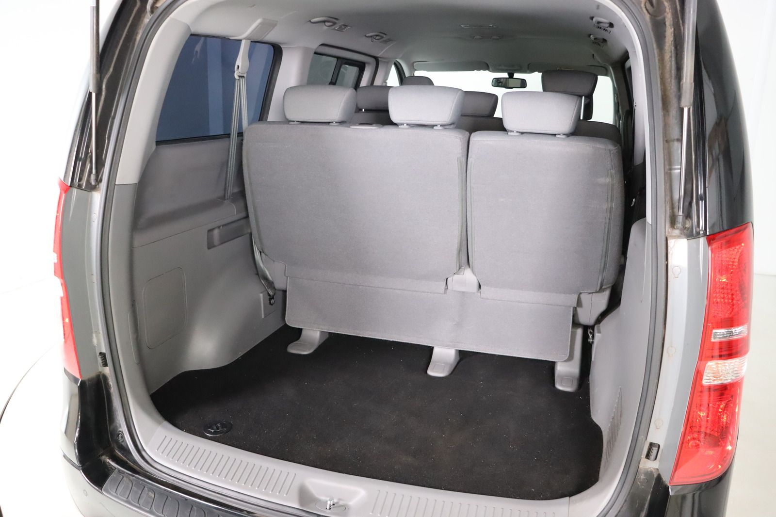 Fahrzeugabbildung Hyundai H1 Travel Trend * Navi * DAB * 8-Sitzer