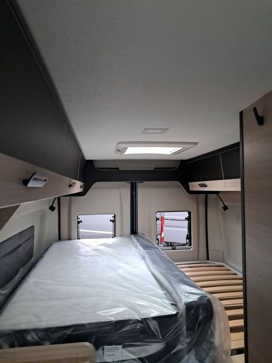 Fahrzeugabbildung Chausson Van Sweet Line V697 Solar, Rückfahrkamera, Marki