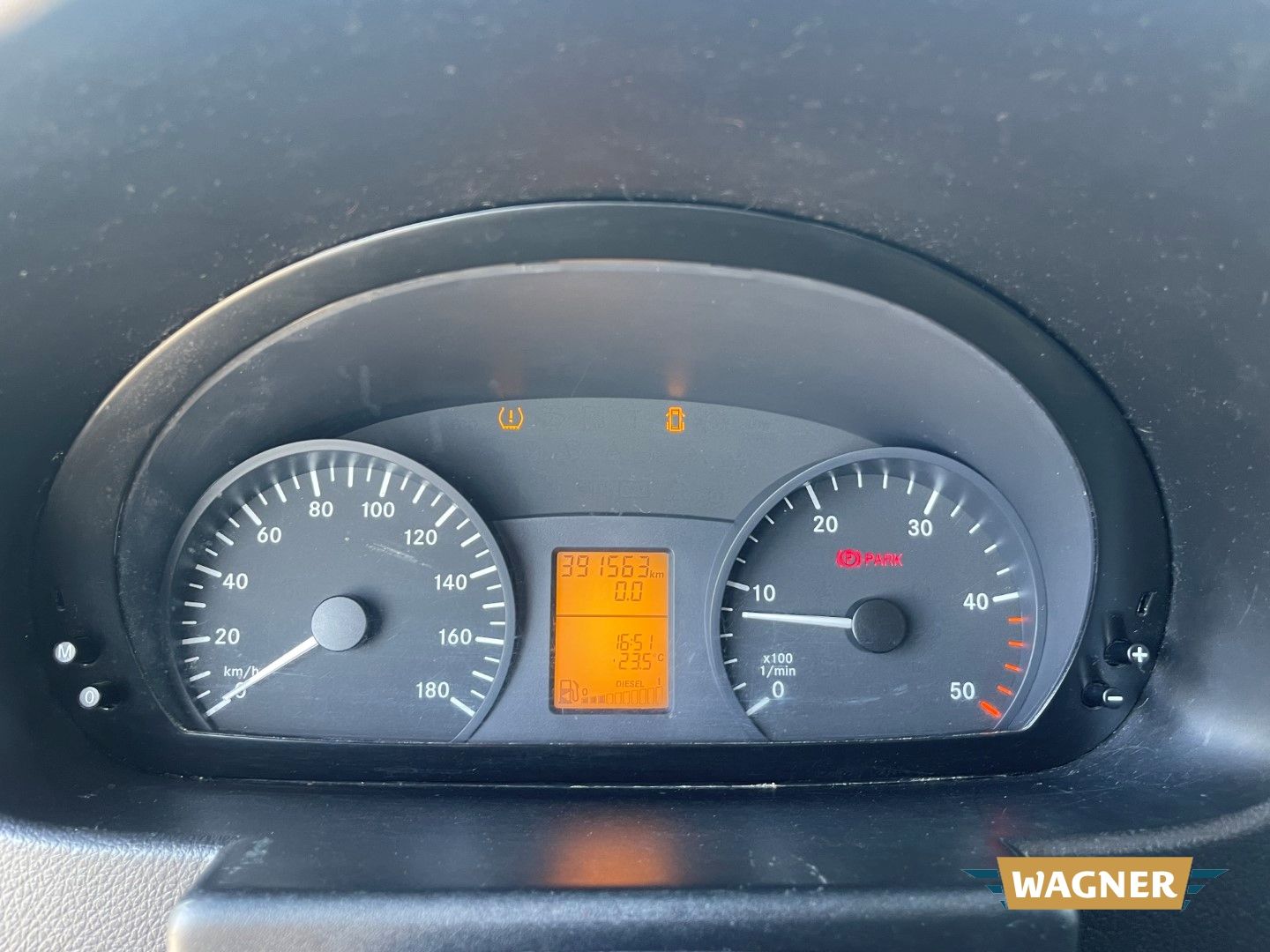 Fahrzeugabbildung Mercedes-Benz Sprinter II Kombi 214 CDI Klima 9-Sitzer