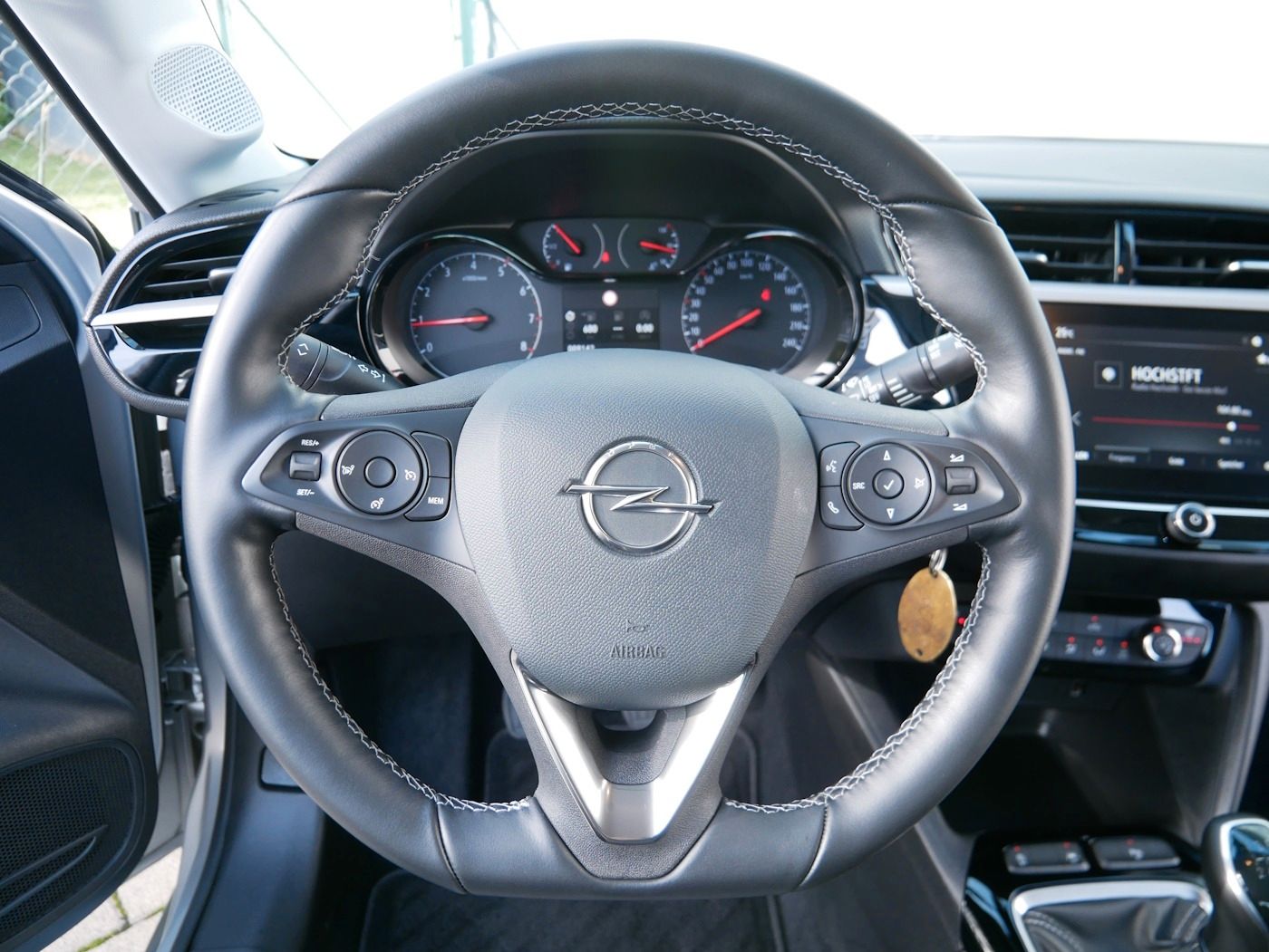 Fahrzeugabbildung Opel Corsa-F 1.2 Edition Kamera SHZ Apple/Android ALU