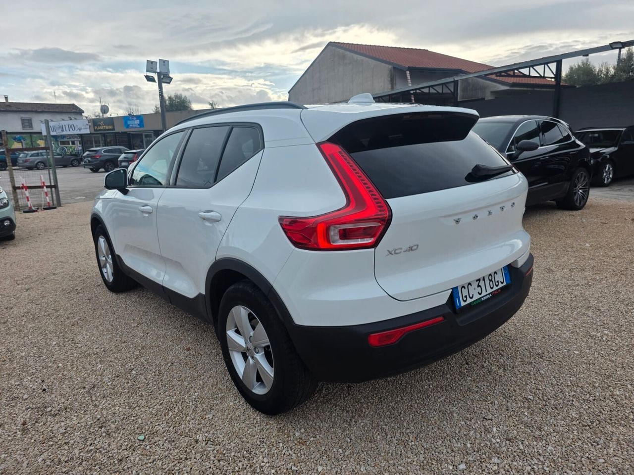 Volvo XC40 D3 Geartronic R-design imagem 3