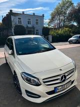 Mercedes-Benz B 180 - weiß inkl Winterreifen, Dachgepäckträger