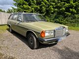 Mercedes-Benz Mercedes w123, S123 300td, Kombi, T Modell... - Mercedes-Benz 300 mit Diesel-Antrieb: Kombi, 300td