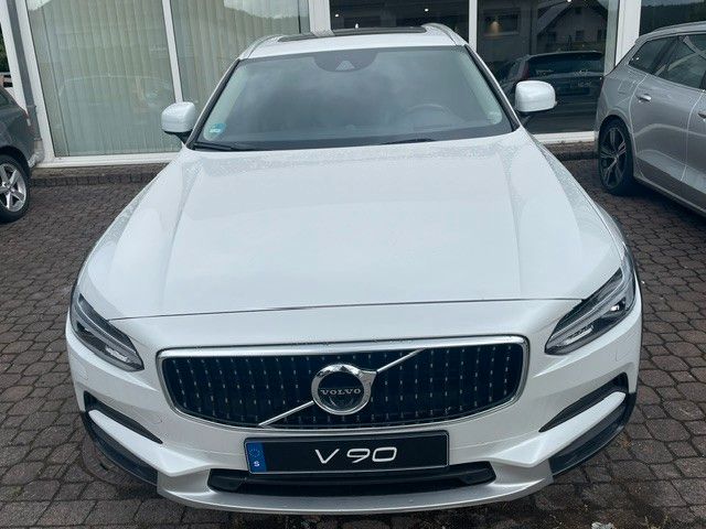 Volvo V90 Cross Country Pro AWD