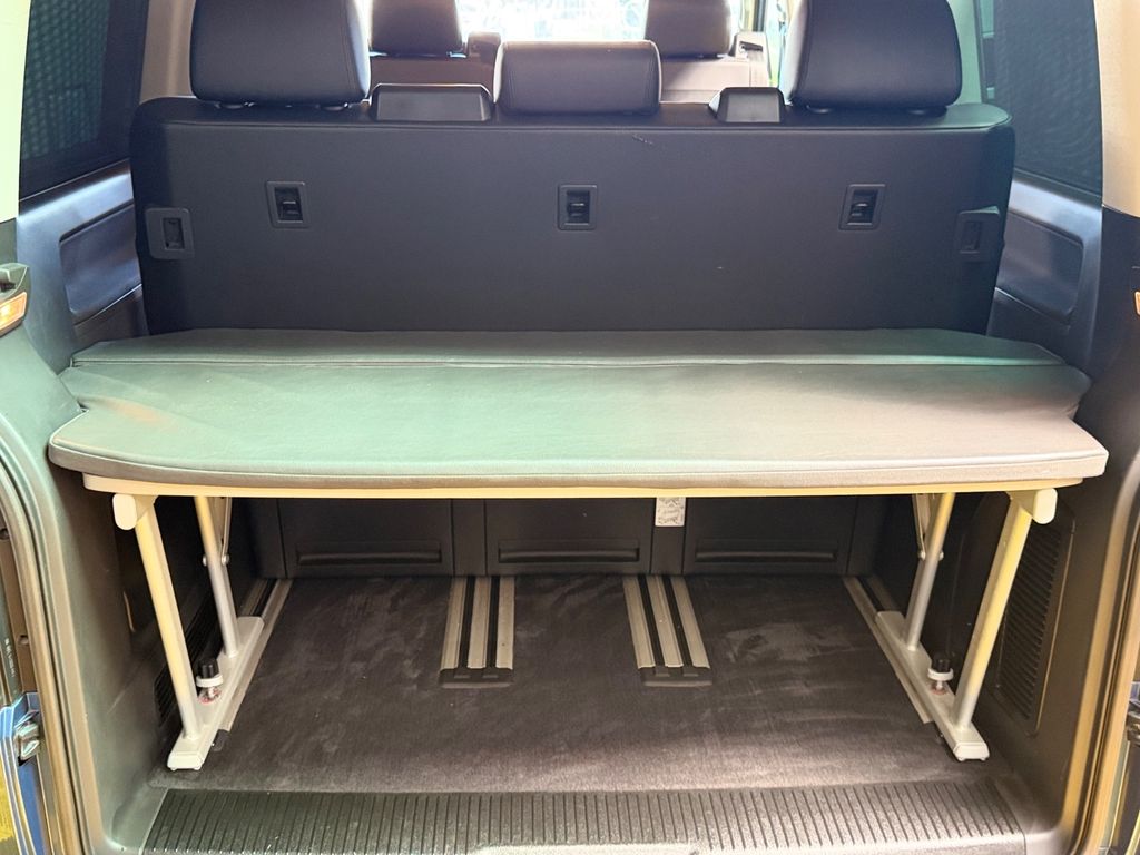 VW T6 Multivan /DSG/2xEL.SCHTÜR/AHK/ACC/LED/MEMORY VW T6 Multivan /DSG/2xEL.SCHTÜR/AHK/ACC/LED/MEMORY
