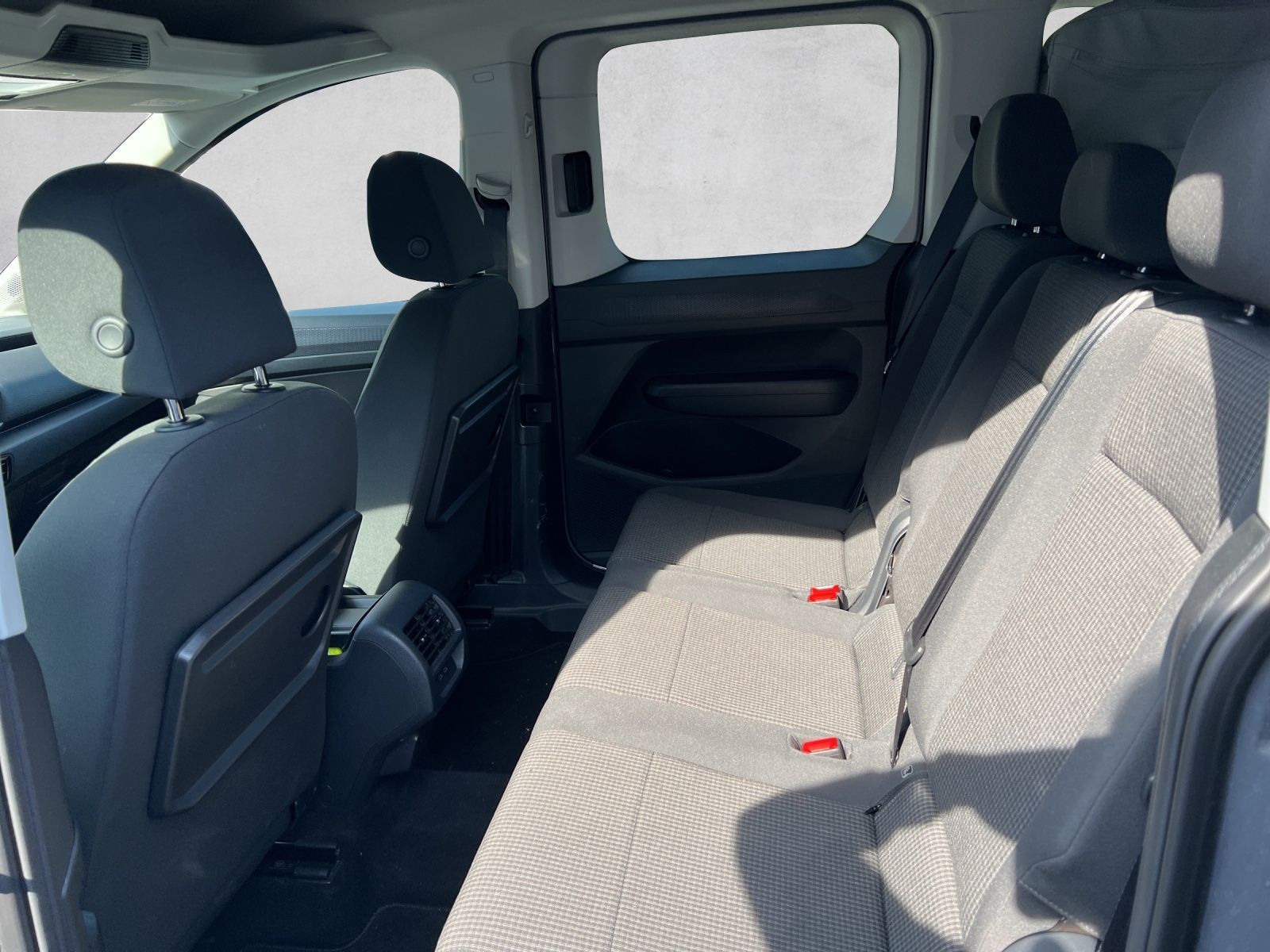 Caddy 5-Sitzer 1,5 l 85 kW TSI EU6 Front antrieb